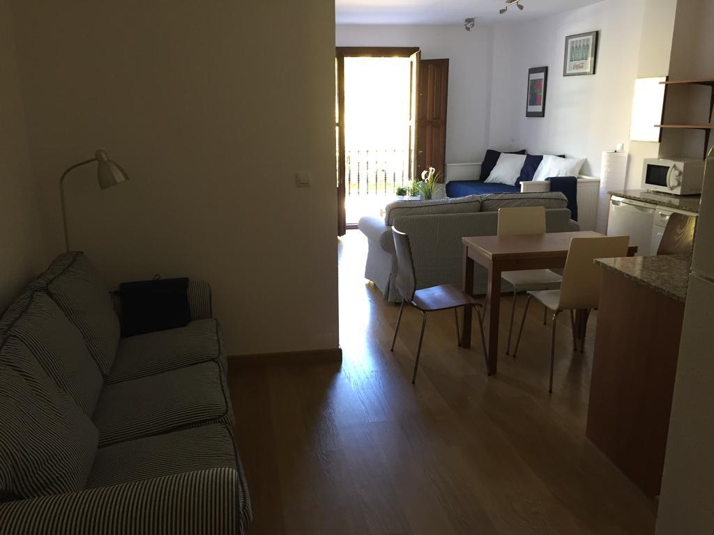 Apartamentos Viejo Continente Куэнка Экстерьер фото