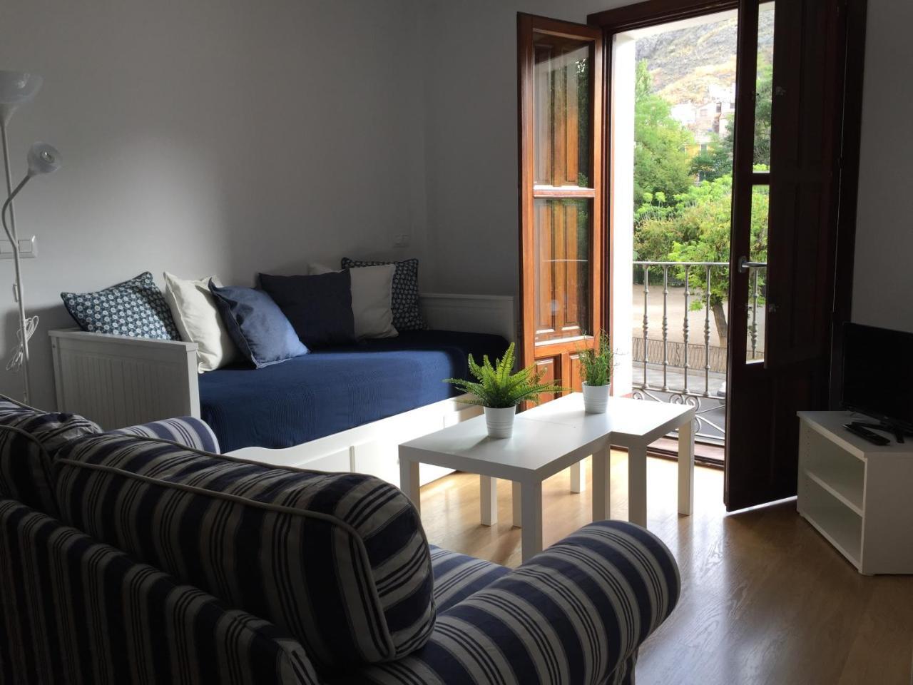 Apartamentos Viejo Continente Куэнка Экстерьер фото